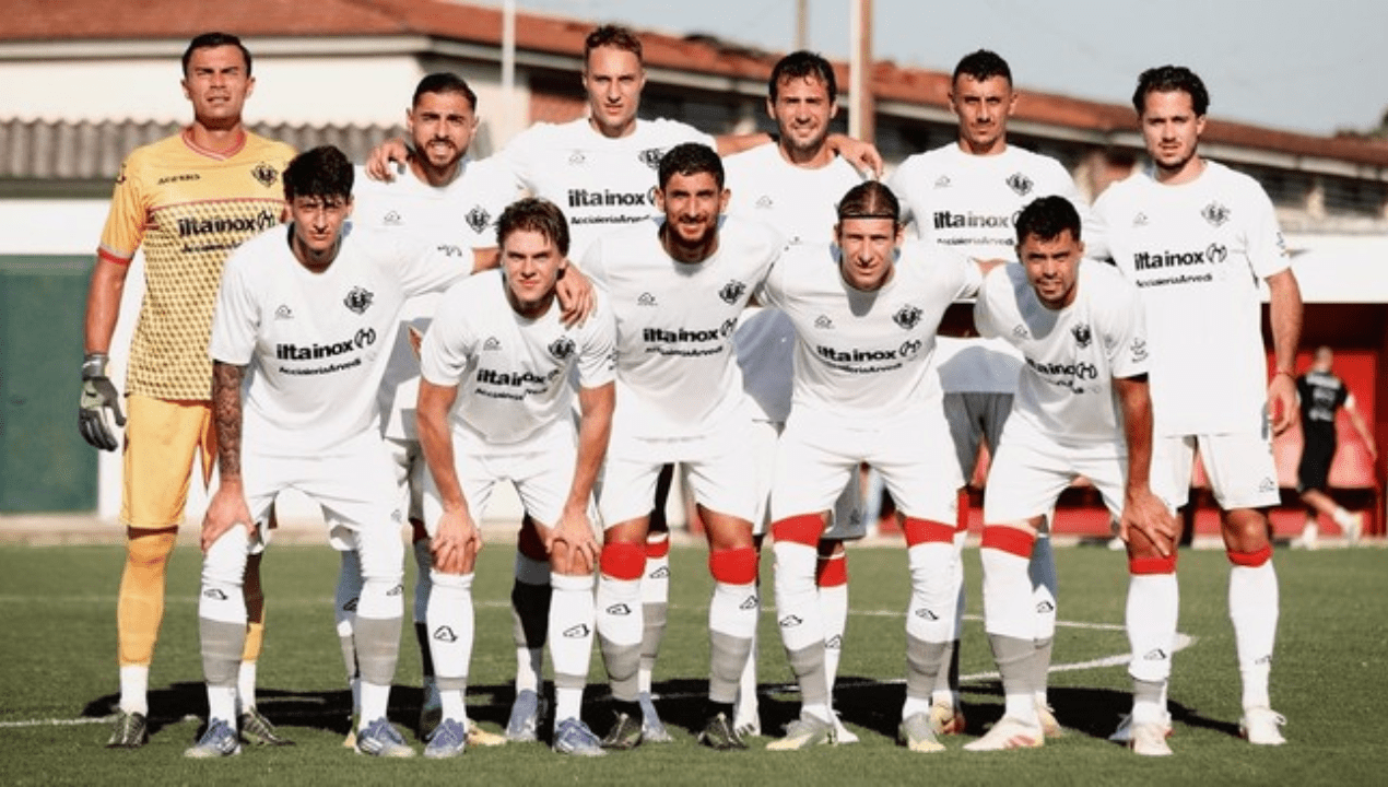 Cremonese curi poin