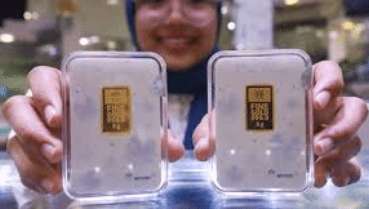 Harga Emas Antam Meroket Rp26 Ribu per Gram