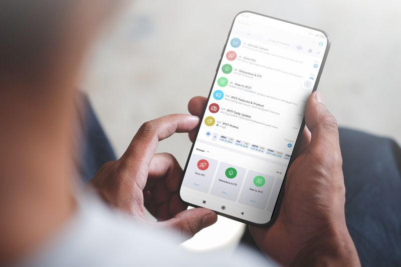 Analisis Prediksi IHSG IPOT: Konsolidasi di 9.000-9.200