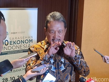 Optimalisasi Proyek Kampung Nelayan Lewat Aksi Trenggono