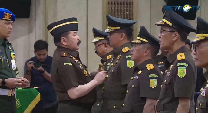 Jaksa Agung Lantik Kuntadi sebagai Jampidsus Baru