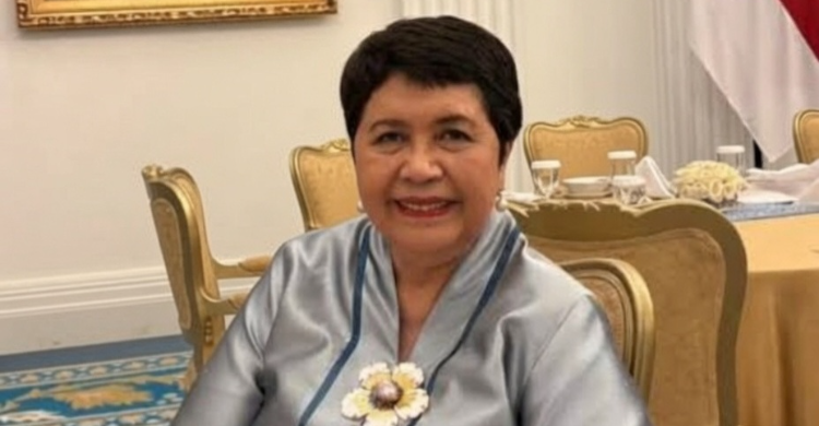 Dubes Kartini Salurkan Bantuan WNI Kumamoto